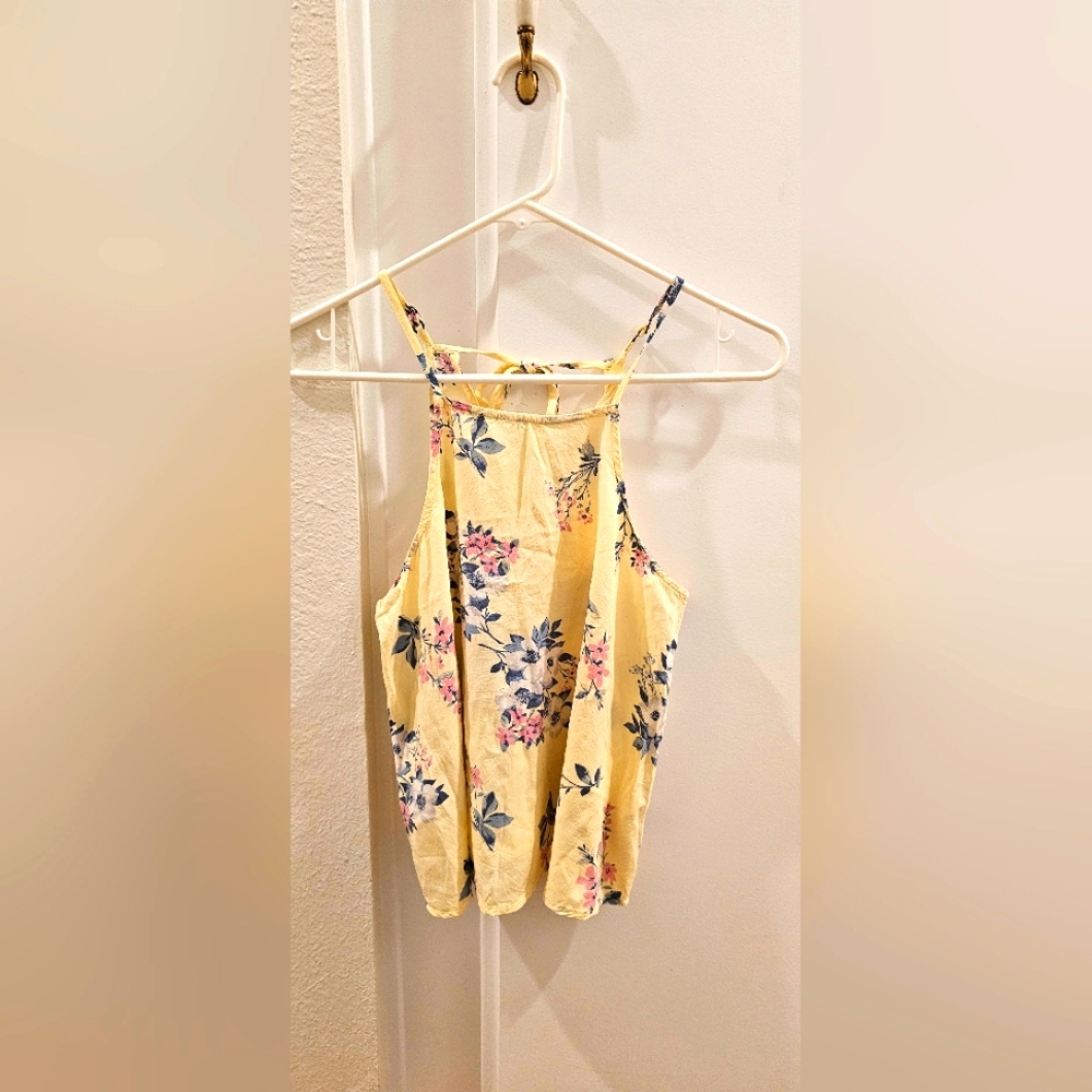 Pastel yellow floral HOLLISTER halter top size XS
